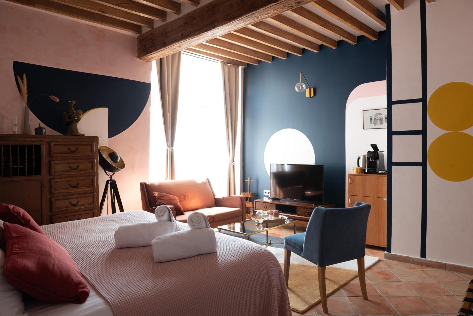 La Maison D'En Bas Des Seigneurs Cucuron Exteriör bild