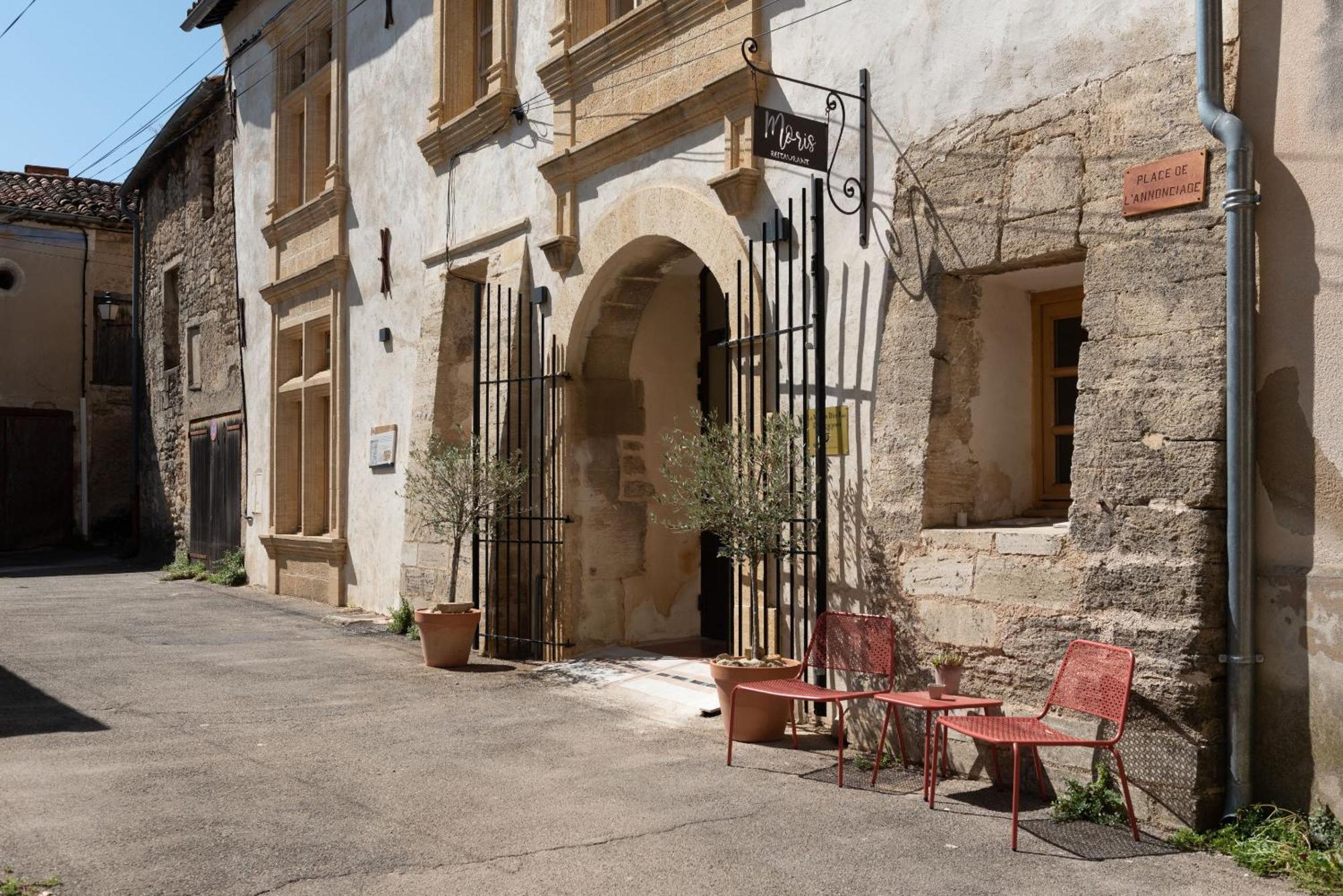 La Maison D'En Bas Des Seigneurs Cucuron Exteriör bild